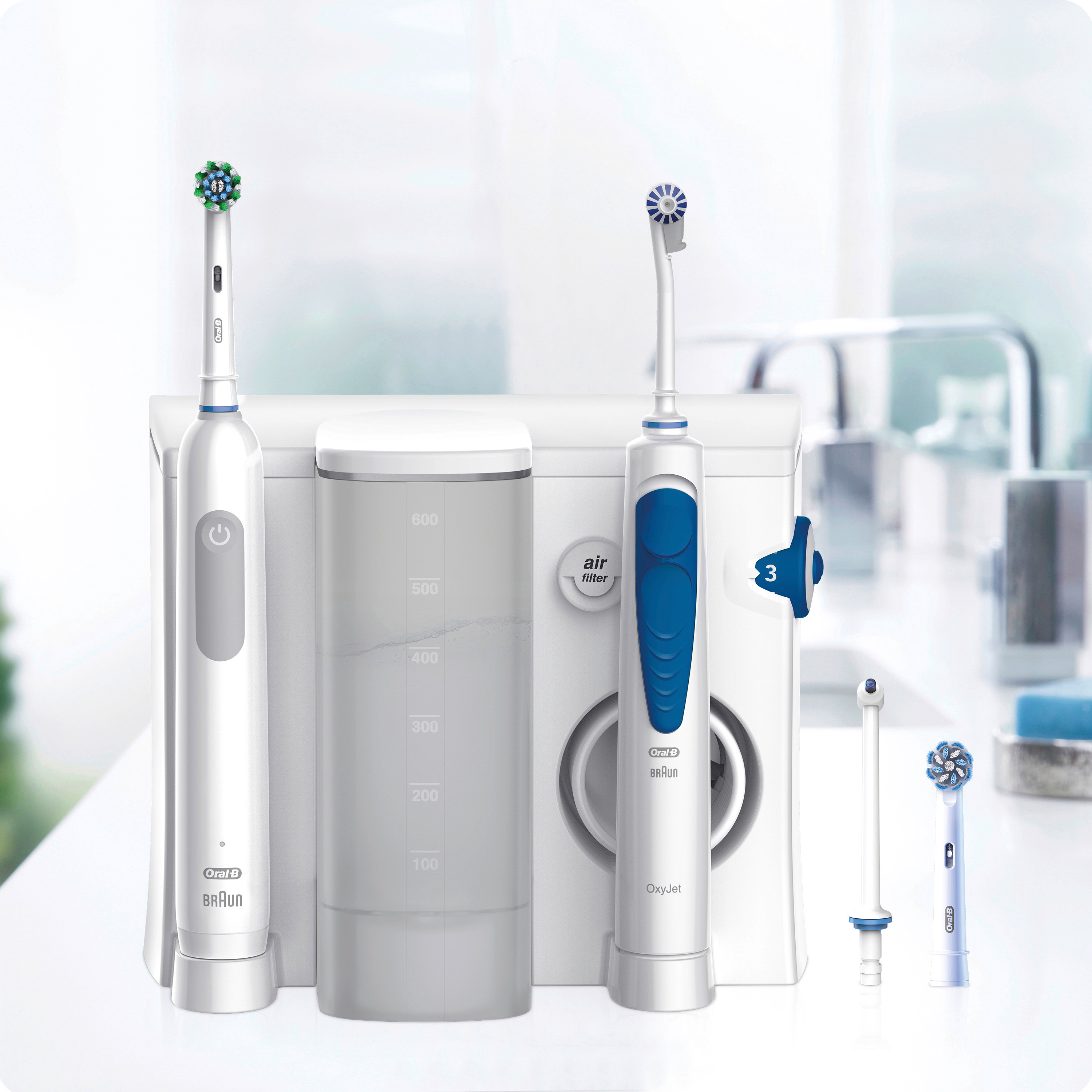 Oral-B OxyJet Reinigungssystem-Munddusche + Oral-B Pro 1